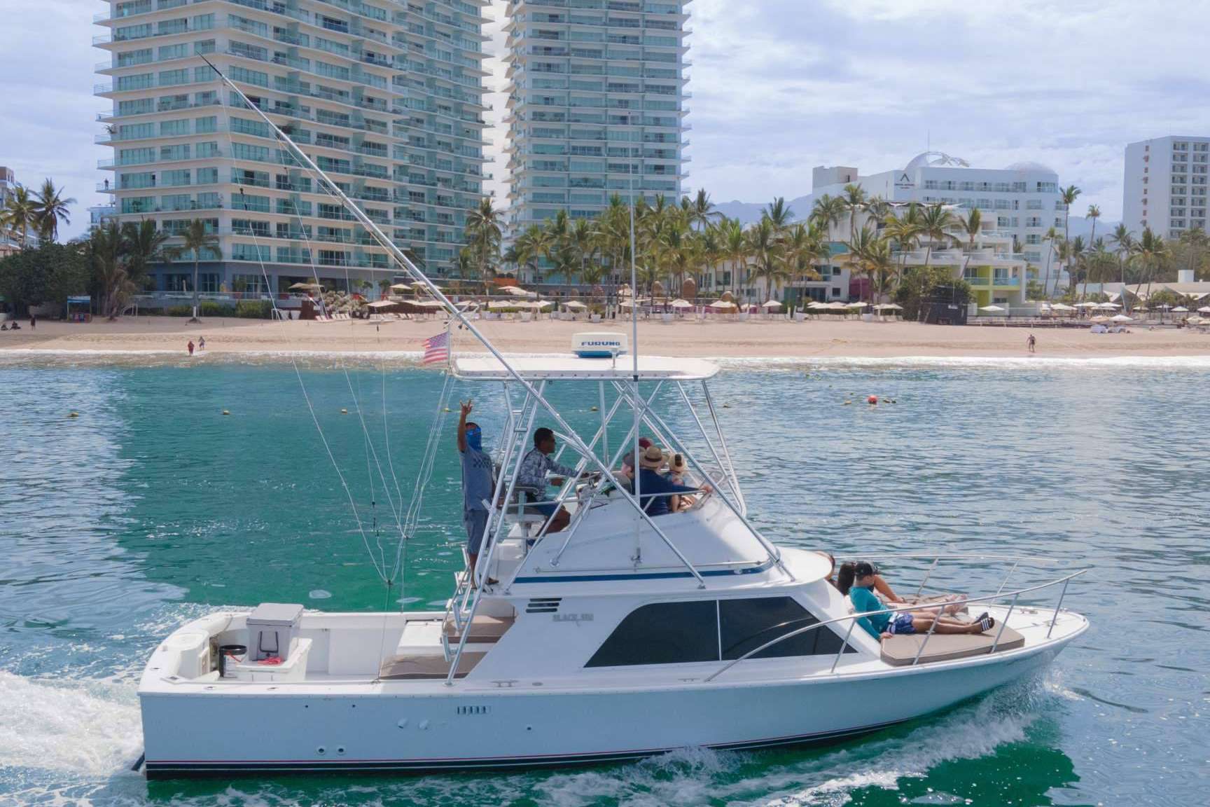 Alquilar un yate en Puerto Vallarta Mexico; ¿cuánto cuesta?