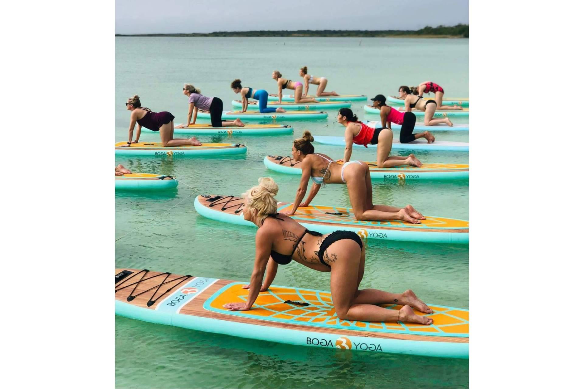 Tulum Adventure, clases de yoga en tablas de paddle board