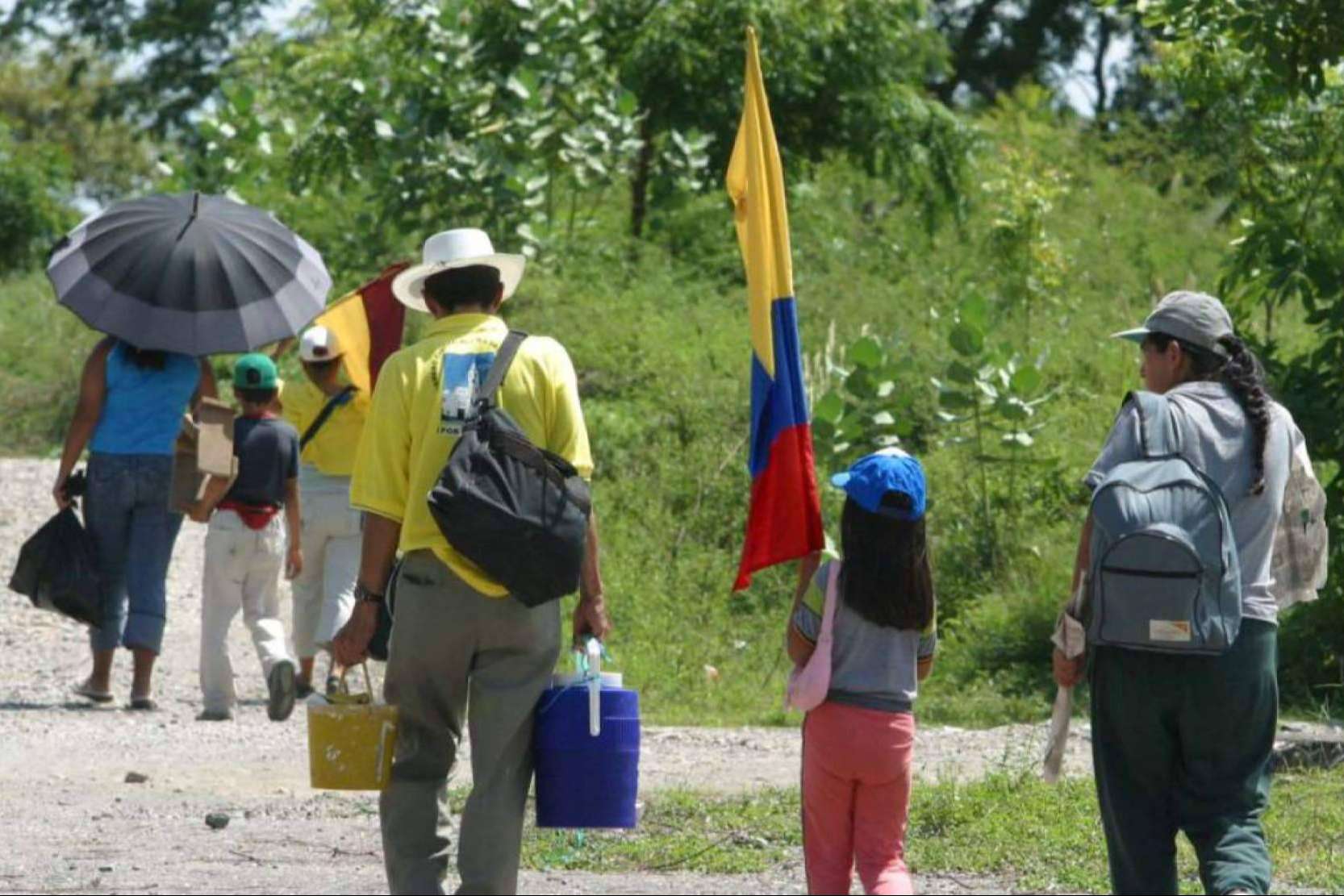 Una abogada especialista en víctimas de la violencia y conflicto armado en Colombia es Andrea del River Parra Quintero
