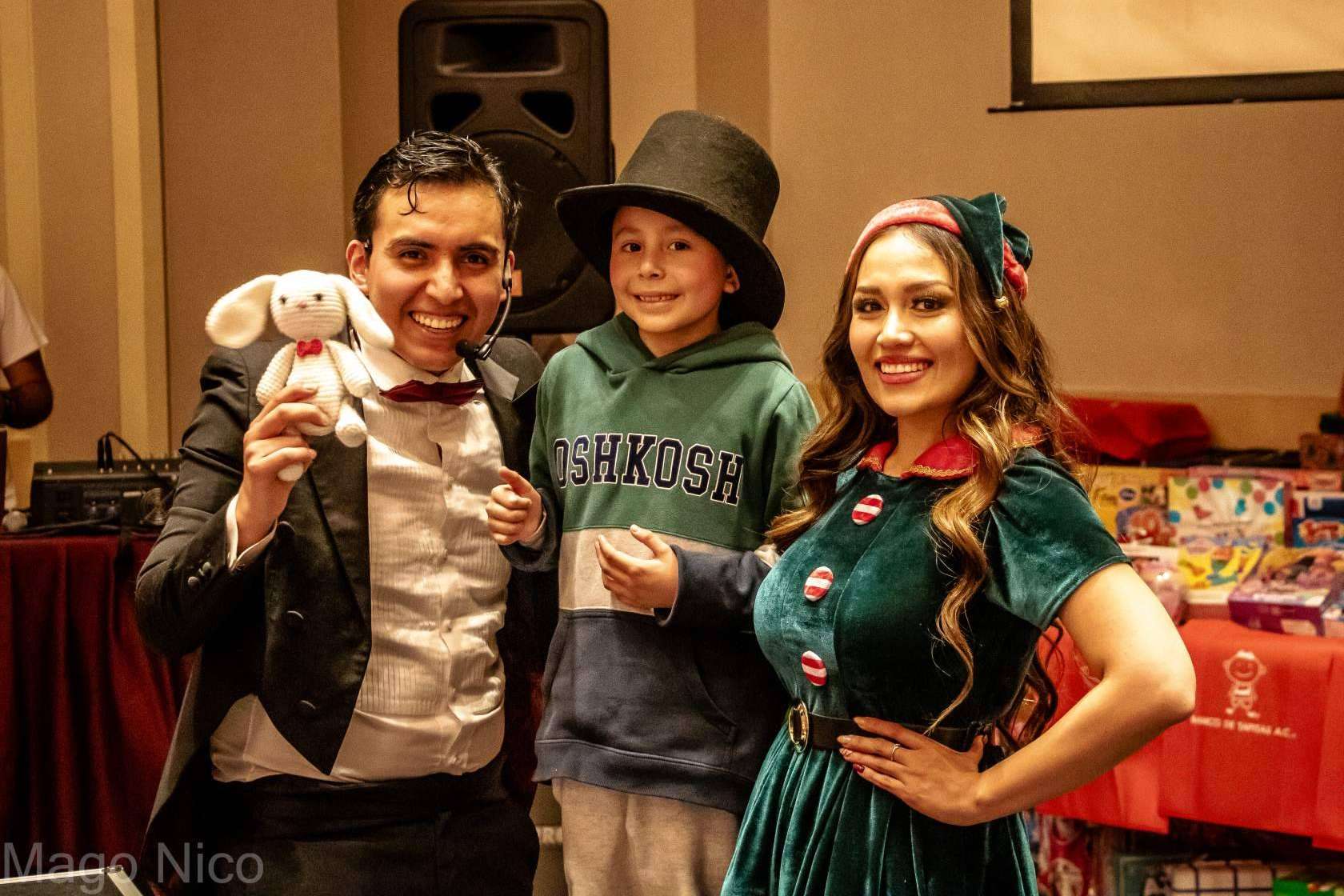 Devolver la magia, la compañía Mago Nico sorprende a niños y adultos con su talento