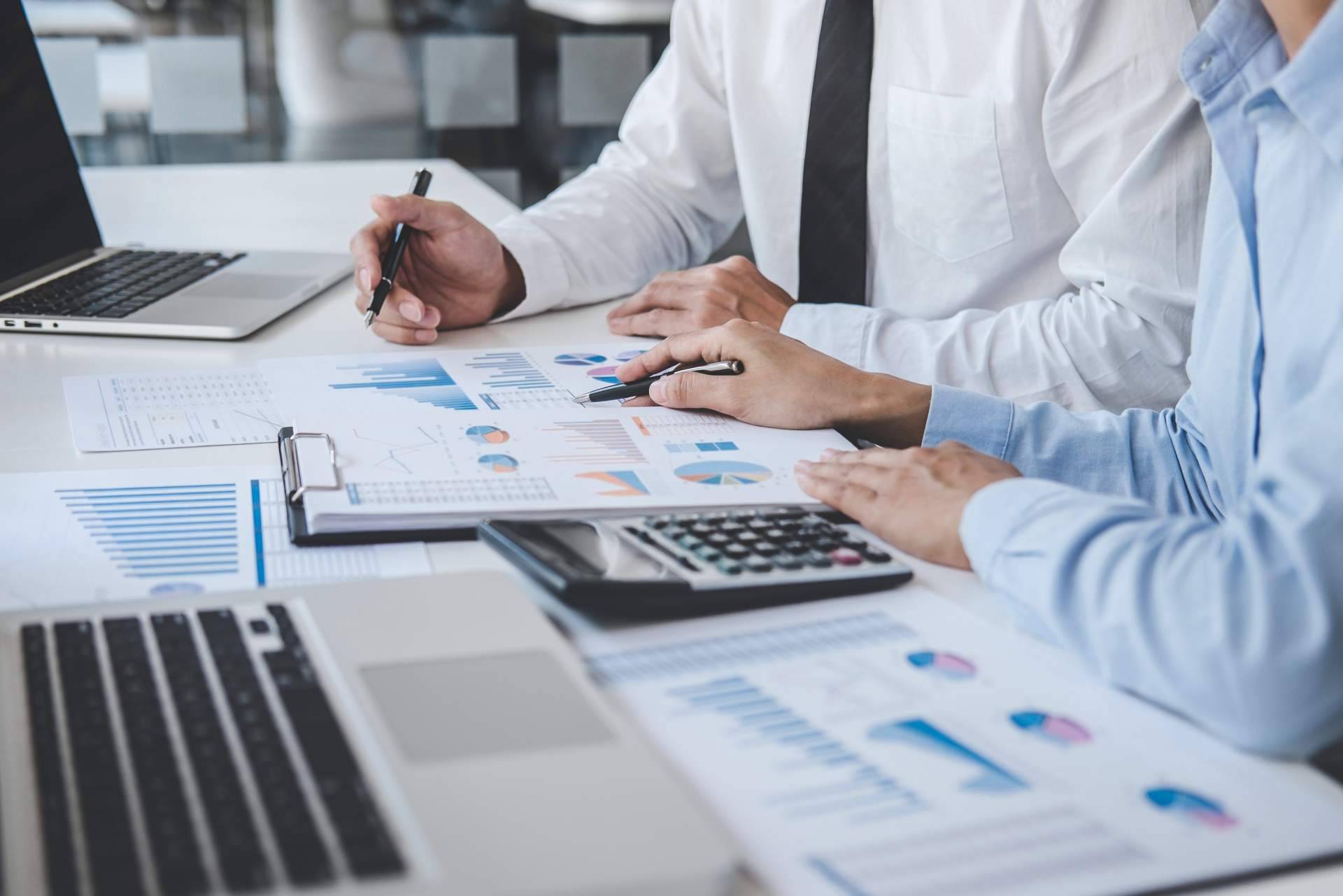 El papel crucial de la estructuración financiera en el éxito empresarial; consejos legales