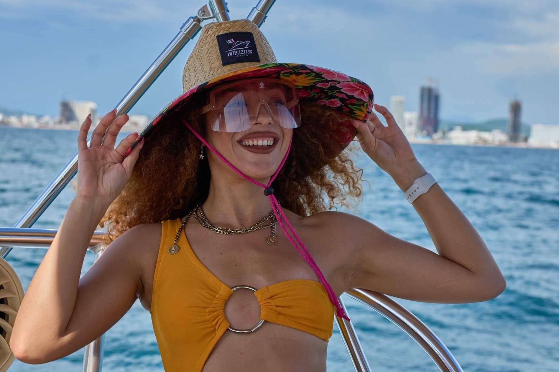Una experiencia inolvidable con la renta de yates en Cancún a bordo de Yatezzitos