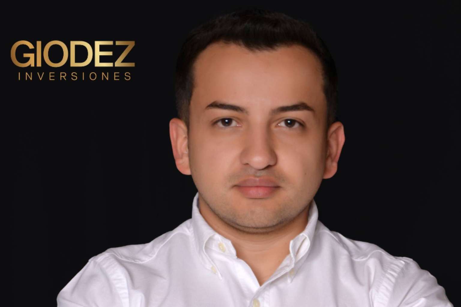 Giovany Hernández, el colombiano que enseña a miles cómo ganar dinero con remates judiciales