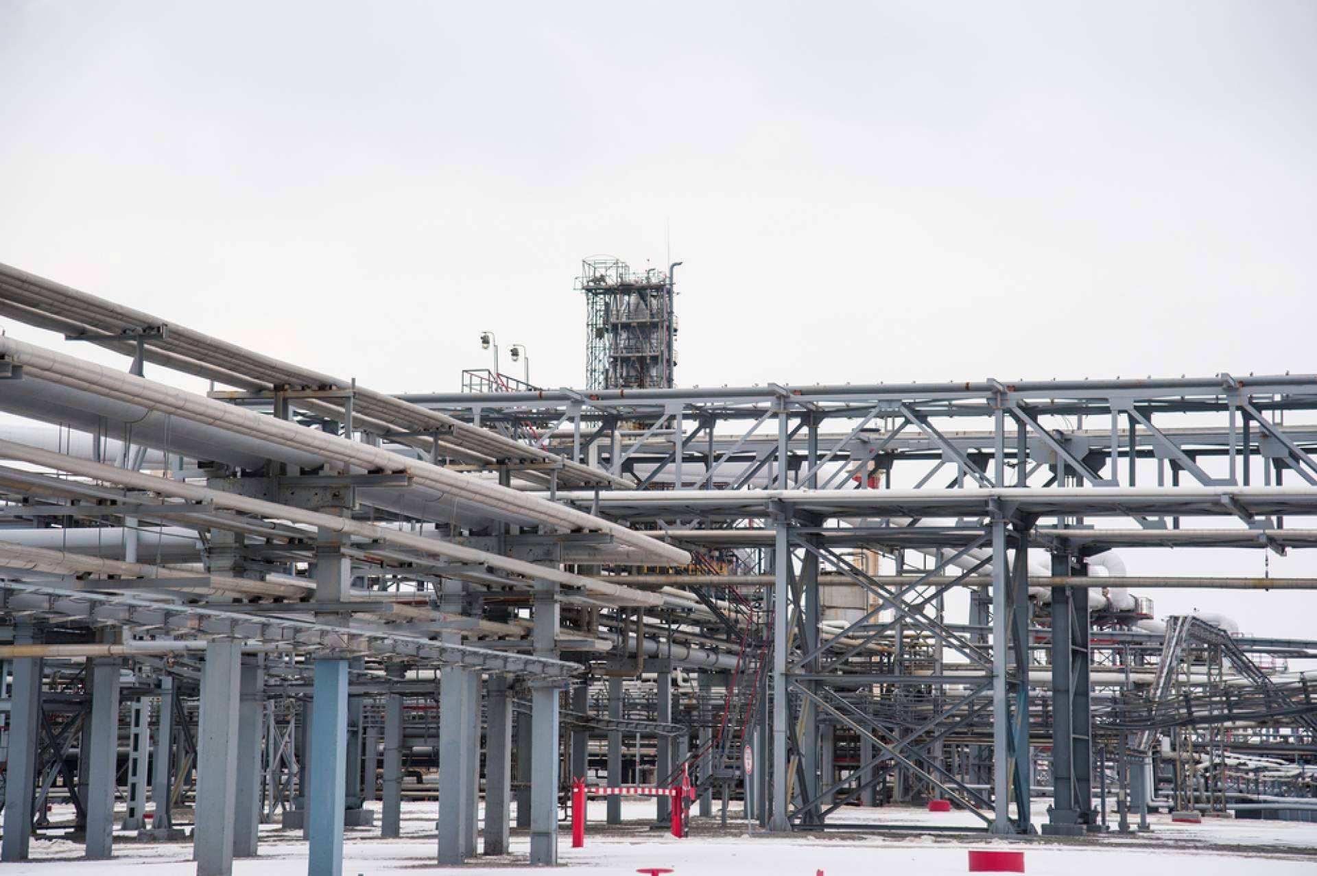 Recuperación Mejorada de Petróleo; impacto operativo del uso de surfactantes técnicos
