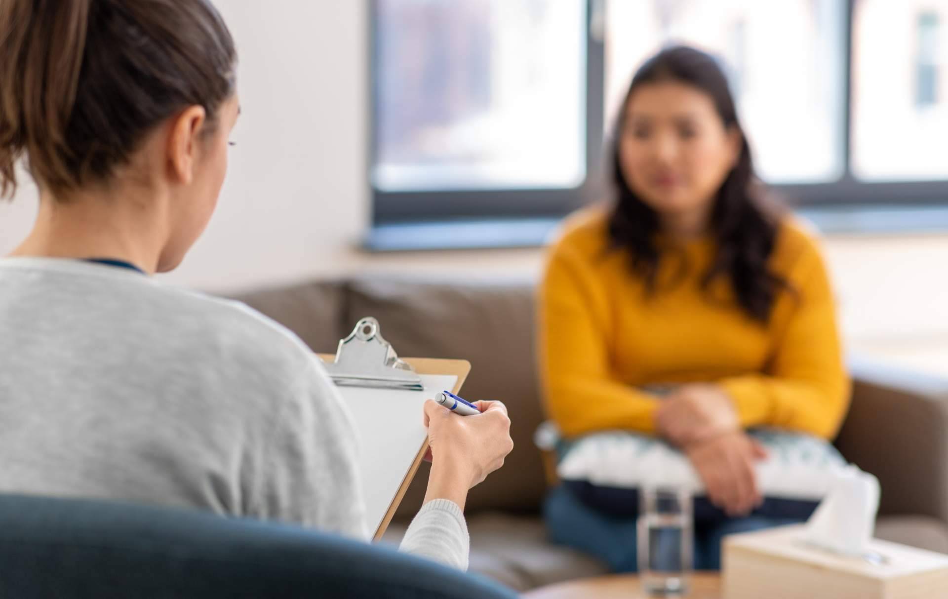 Mejor Hablemos conecta a pacientes hispanohablantes con psicólogos en línea de forma segura y accesible